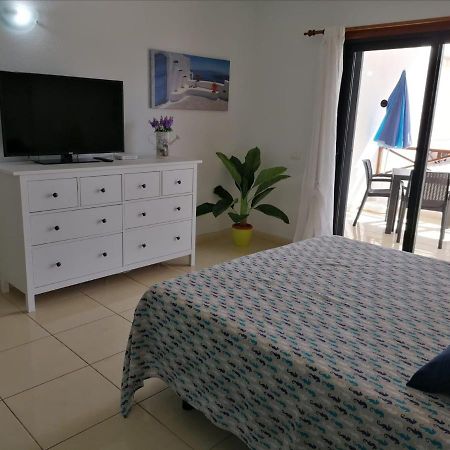 Large Studio Apartment With Lovely Terrace And Wifi Los Cristianos  Zewnętrze zdjęcie