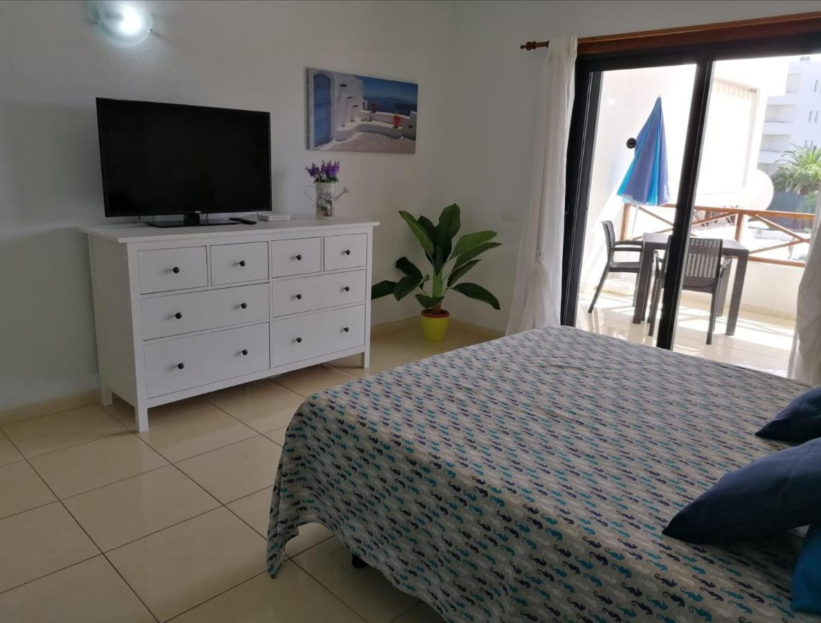 Large Studio Apartment With Lovely Terrace And Wifi Los Cristianos  Zewnętrze zdjęcie